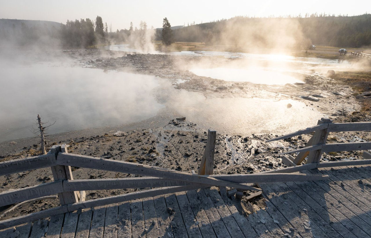 Uma explosão em Yellowstone foi capturada em vídeo
